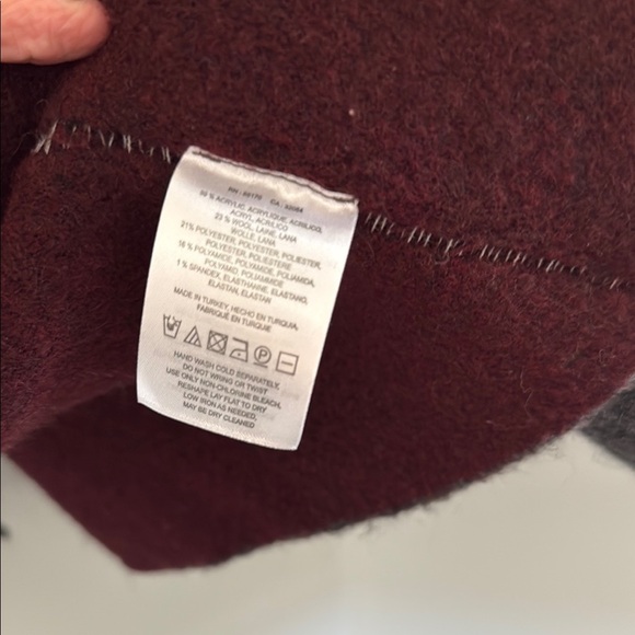 Anthropologie Moth Gray and Burgundy Sleeveless Vest Size XS/S - Picture 5 of 5